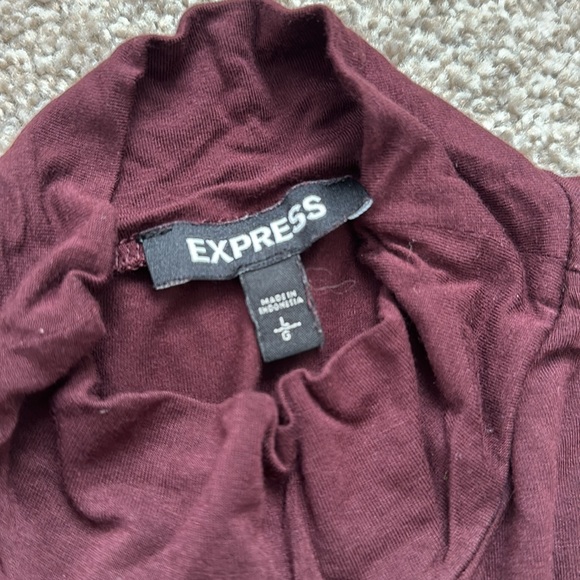 Express top. - Picture 2 of 2